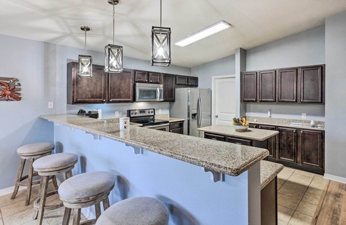Navarre House | Spacious Navarre Retreat w/Fenced-In Yard!