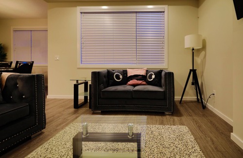 Southeast Edmonton House | SPACIOUS NEW EXECUTIVE LUXURY HOME AT THE ORCHARDS