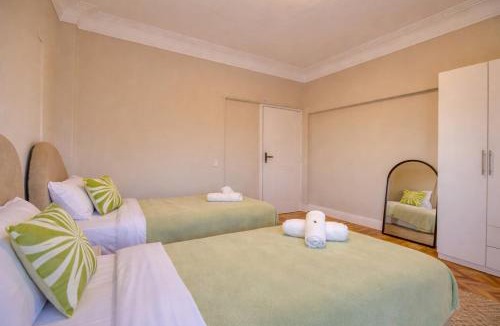 Al Manial Apartment | Spacious Nile View Apartment with Big Terrace