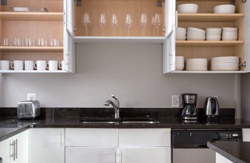 Truxton Circle House | Spacious NoMa 4BR w/ W/D & Backyard, nr Shops & Dining, by Blueground