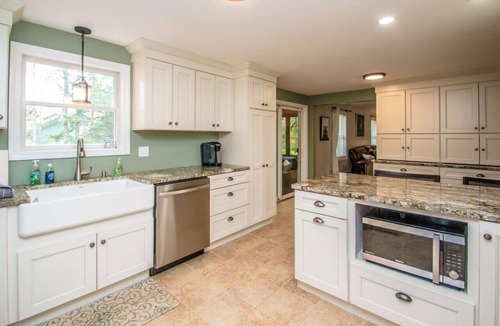 North Conway House | Spacious North Conway Home - AC/Hot tub and Games!