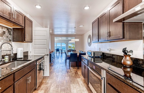 Oceanside House | Spacious ocean view home with wood fireplace grill and deck dog friendly