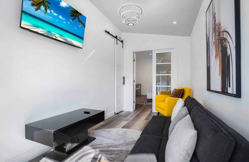 Bel Air Condo | Spacious ocean walk condo in gorgeous Lauderdale by the Sea
