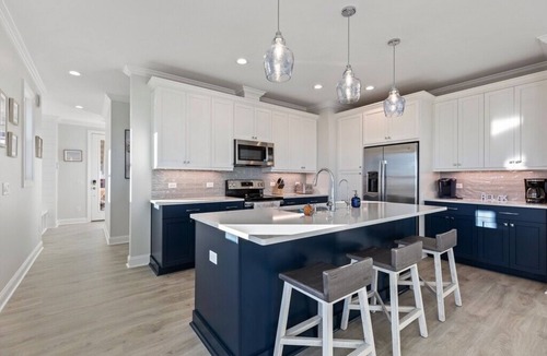 Wilmington Beach House | Spacious oceanfront 7-bedroom house, almost new, made up of two full units
