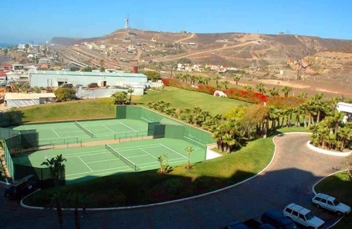Playas de Rosarito Condo | Spacious Oceanfront Condo in Club Marena