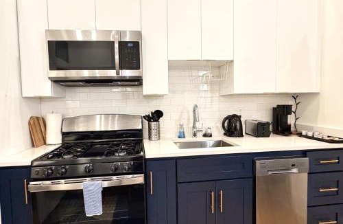 Downtown Apartment | Spacious One-Bedroom in Downtown Providence, Walk to PPAC