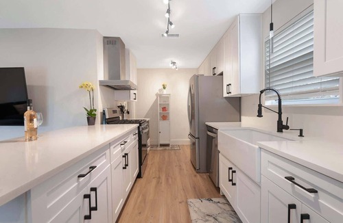 Southampton House | Spacious & Open S Austin Home - Good Vibes Getaway