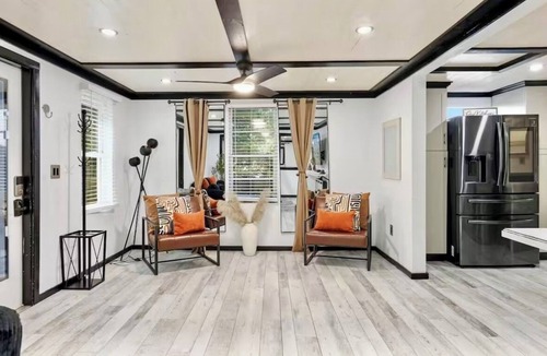 Fairview Shores House | Spacious Orlando Retreat w/Backyard Oasis Near Downtown & Attractions