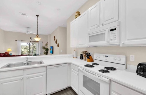 Bahama Bay Apartment | Spacious Paradise at Bahama Bay Resort