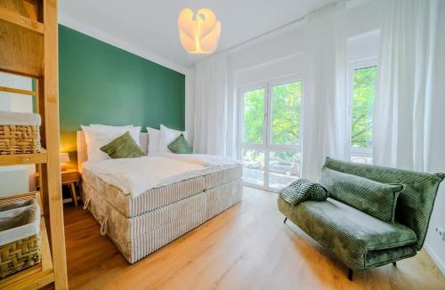 Gesundbrunnen Apartment | Spacious Parkside Residence - Modern 2BR by OYA