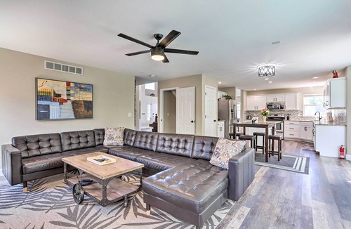 Thornton Cottage | Spacious Parkview Home 12mi to Denver, Game Room