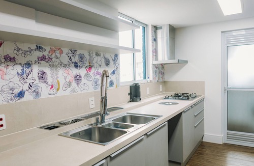 Lagoa Pequena Apartment | Spacious penthouse apartment with pool, close to the beach.