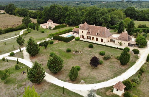 Liorac-sur-Louyre House | Spacious Périgord house for 15 people with swimming pool