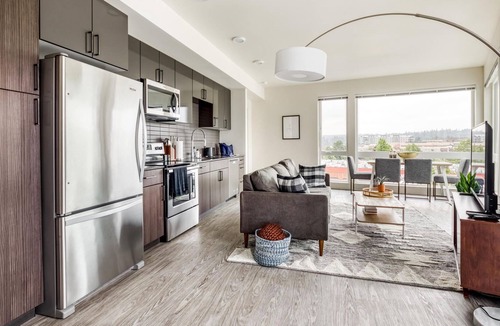 Downtown Apartment | Spacious & Pet-Friendly 2BR in Redmond w/ Gym