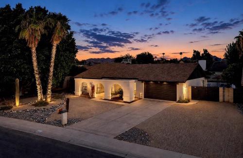 Paradise Valley Village House | Spacious Phoenix Oasis w/Pool & Game Room
