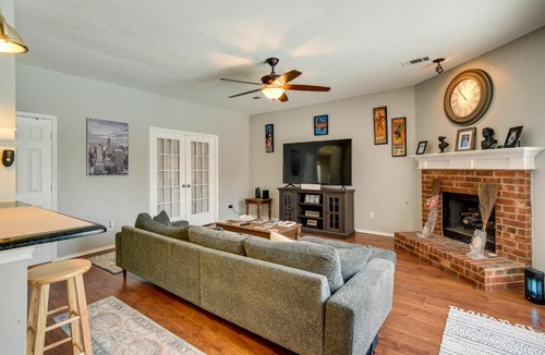 Plano House | Spacious Plano Vacation Rental with Private Pool