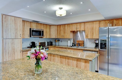 Gulf Gate Estates House | Spacious pool house minutes from Siesta Key Beach