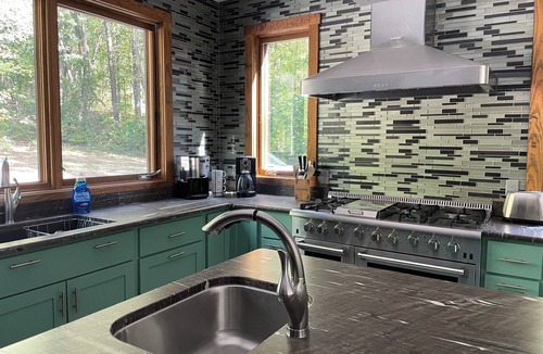 Keezletown House | Spacious Private 5-bedroom house 15 minutes to JMU