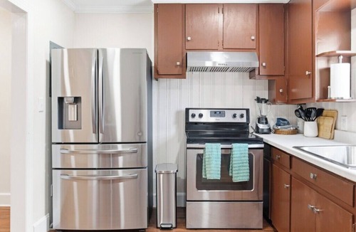 Burlington House | Spacious Private Retreat Near Greensboro & Durham!