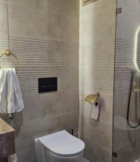 Sale House | Spacious Private Room next to the airport