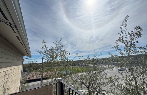 Yellowknife Apartment | Spacious private space with shared washroom and kitchen with young couple.