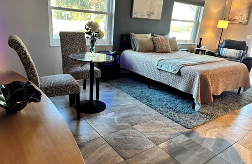Orlando House | Spacious private studio 8 minutes from downtown orlando