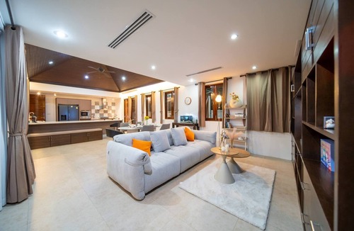 Chalong Villa | Spacious Private 4 BR Villa With a Working office