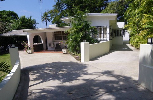 Sunset Crest Villa | Spacious private villa in lush tropical gardens, 2 mins stroll to sea and pool.