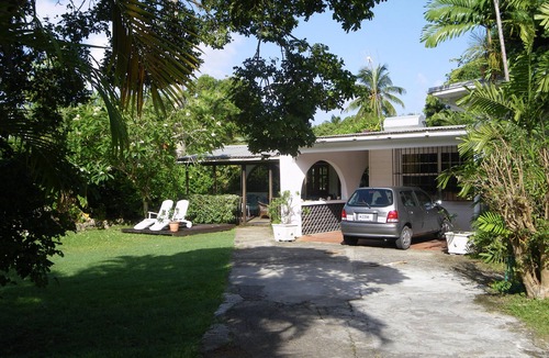 Sunset Crest Villa | Spacious private villa in lush tropical gardens, 2 mins stroll to sea and pool.