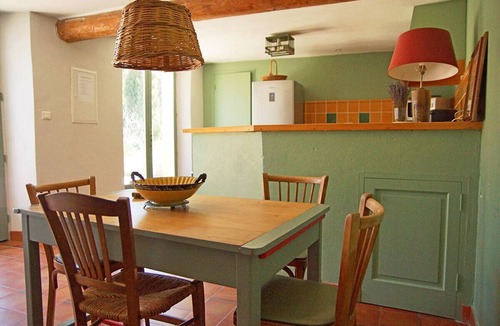 Vacqueyras Cottage | Spacious Provençal apartment at the heart of an organic vineyard