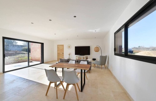 Les Plans House | Spacious Provencal house with swimming pool