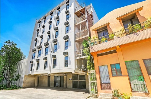 Pembo House | Spacious Quad Comfort Stay at Mytown Madrid