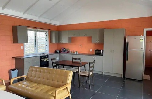 Vaitele House | Spacious, Quiet and Fully Equipped.10 minutes drive to town