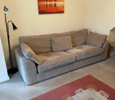 Skegby House | Spacious, Quiet, Sleeps 13, 3 Bathrooms, 2 Parking, Park, KIA1