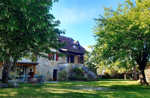 Bach House | Spacious, quiet house in a wonderful green setting