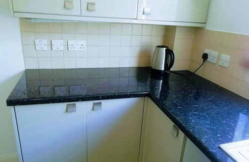 St Austell Condo | Spacious, Quite Spot, Near Charlestown & Beaches