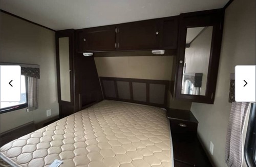 Cheyenne House | Spacious recreational vehicle in Cheyenne 2 bunks two sofa beds and one master