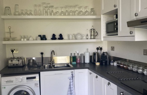 Bath Apartment | Spacious Regency Crescent Idyllic Location