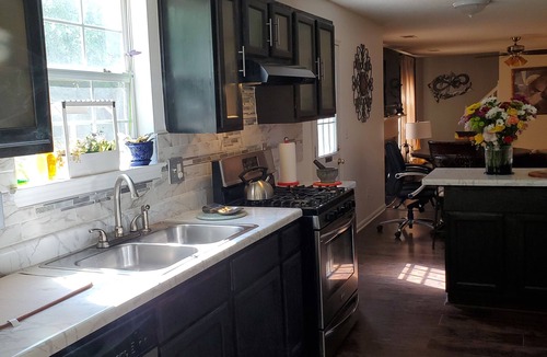 Jonesboro House | Spacious, Relaxing, Fun Home away from Home. sleeps up to 10