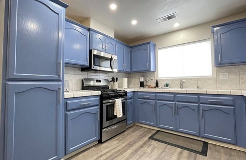 Pumpkin Center House | Spacious Remodeled Home