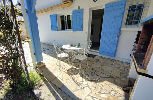 Cap-Ferret Villa | Spacious Renovated Villa in Petit-Piquey with Terrace, Garden, and Close to Beach