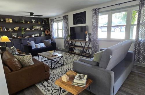 Kannapolis House | Spacious, Renovated, 5-bedroom Retreat, Near I-85