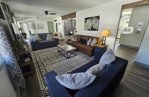 Kannapolis House | Spacious, Renovated, 5-bedroom Retreat, Near I-85