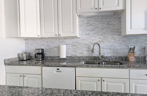 Port Canaveral Condo | Spacious Renovated Condo - 1 block from the beach!