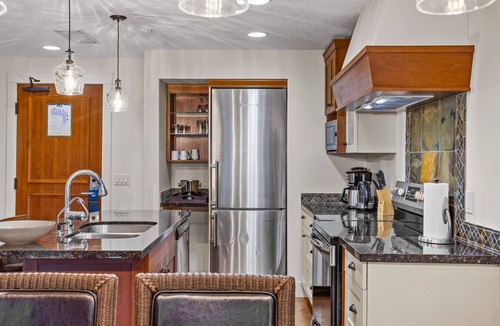 Canmore Condo | Spacious Resort Condo | Near Banff