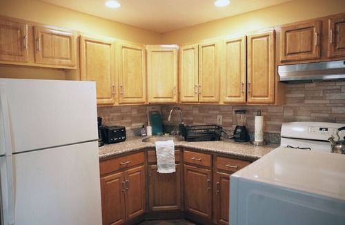 Queens Apartment | Spacious Rockaway Retreat Surf & WFH-Ready3-BR apartment in charming Queens