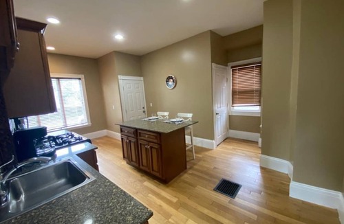 Federal Hill House | Spacious room in Federal Hill near Downtown