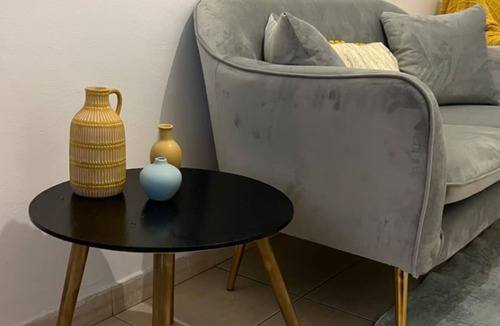 Hamrun Apartment | Spacious Room & Shared Bath in Valletta