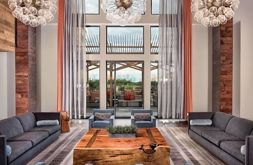 Bee Cave Hotel | Spacious Room w/Relaxing Outdoor Pool, Rooftop Bar, & Modern Amenities