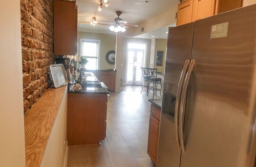 Historic District - North House | Spacious rooms overlooking famous Savannah streets